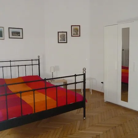 Cristina - Calea Victoriei Apartment